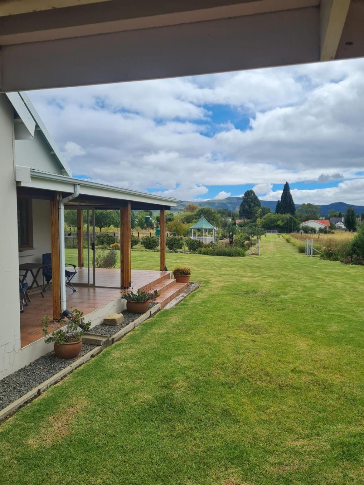Meadow View Guest Cottage Wakkerstroom Eksteriør bilde